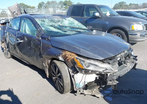 2022 Nissan Altima Platinum Intelligent Awd from USA, damaged, VIN 1N4BL4FW8NN302154